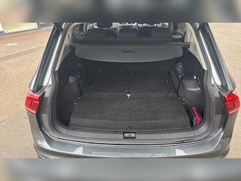 Used Volkswagen Tiguan Allspace 2022 for sale - 77953834: Photo