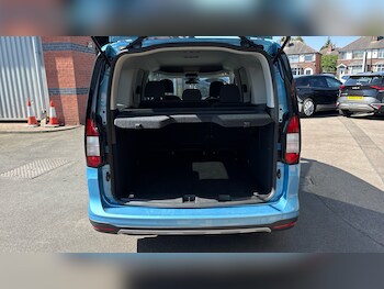 Used Ford Tourneo Connect 2022 for sale - 78452634: Photo