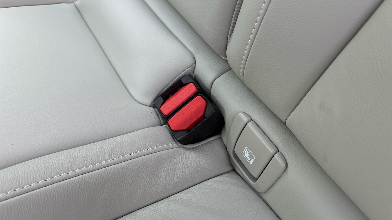 Used Volvo XC40 2022 for sale - 77735469: Photo 17