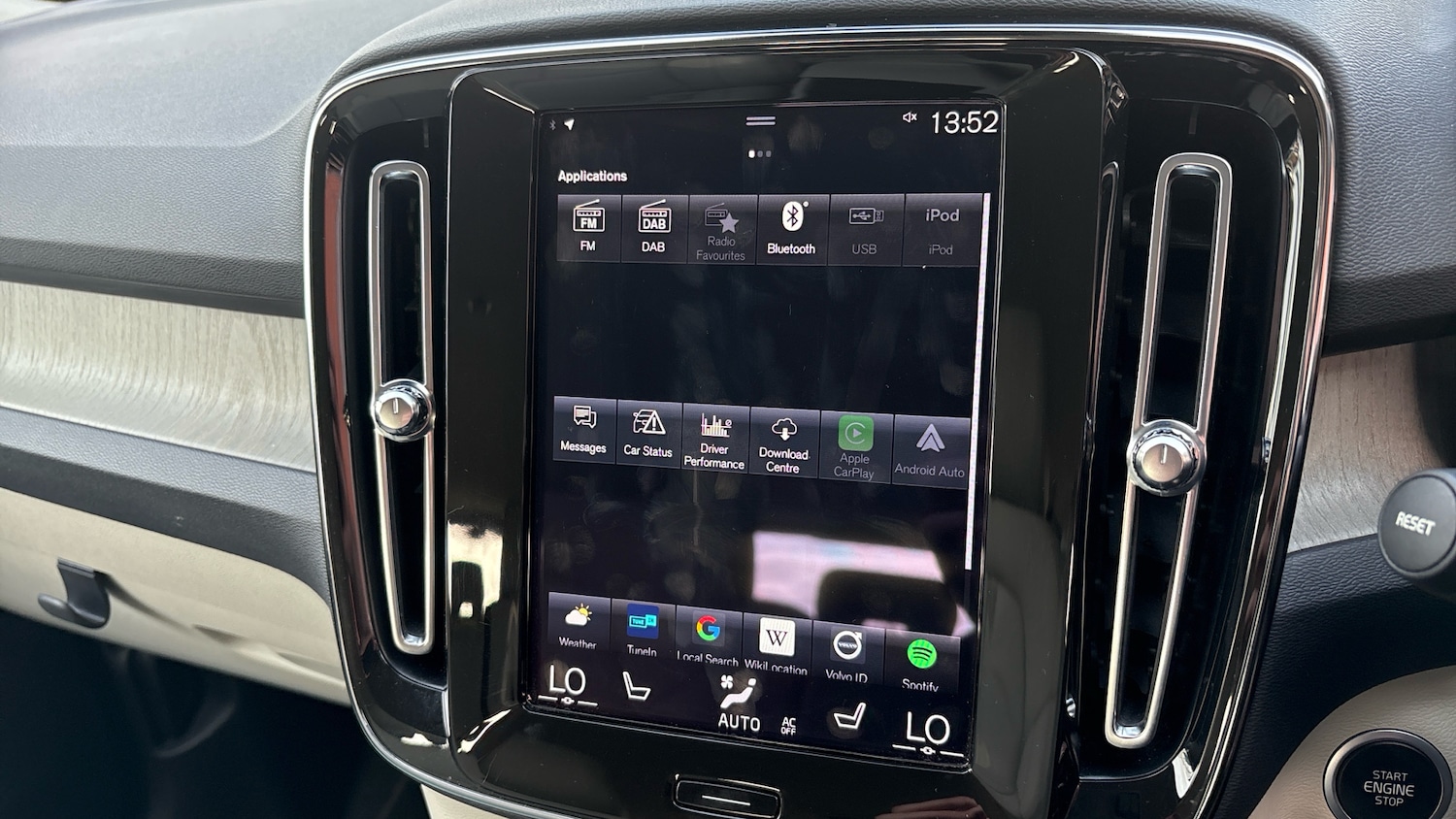 Used Volvo XC40 2022 for sale - 77735469: Photo 63