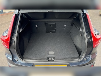 Used Volvo XC40 2022 for sale - 78904439: Photo