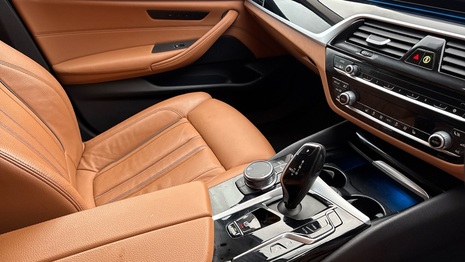 Used BMW 5 Series 2023 for sale - 77262170: Photo 14