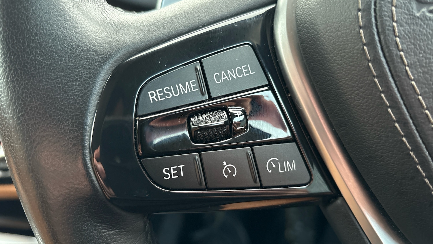 Used BMW 5 Series 2023 for sale - 77262170: Photo 52