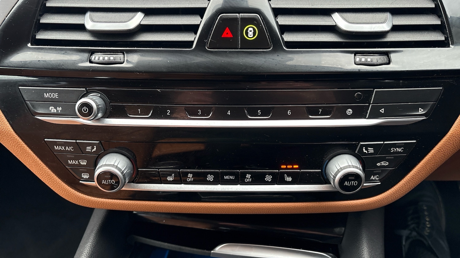 Used BMW 5 Series 2023 for sale - 77262170: Photo 65