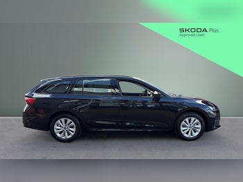 Used Skoda Octavia 2025 for sale - 78637176: Photo