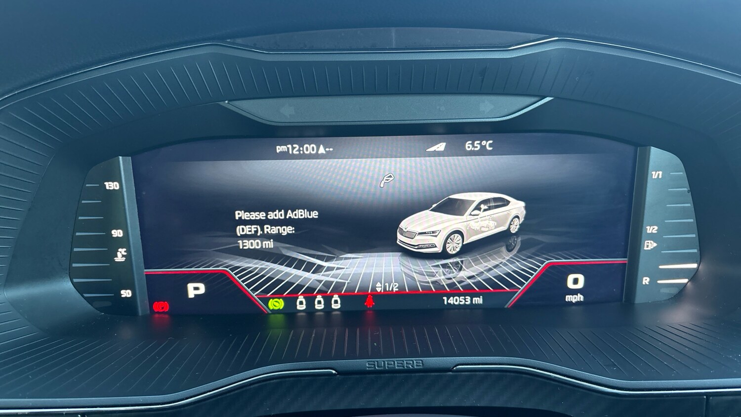 Used Skoda Superb 2024 for sale - 76799032: Photo 50