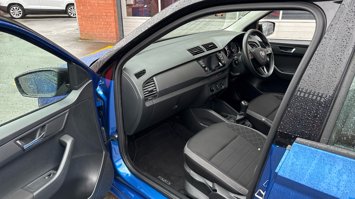 Used Skoda Fabia 2019 for sale - 77640490: Photo 2