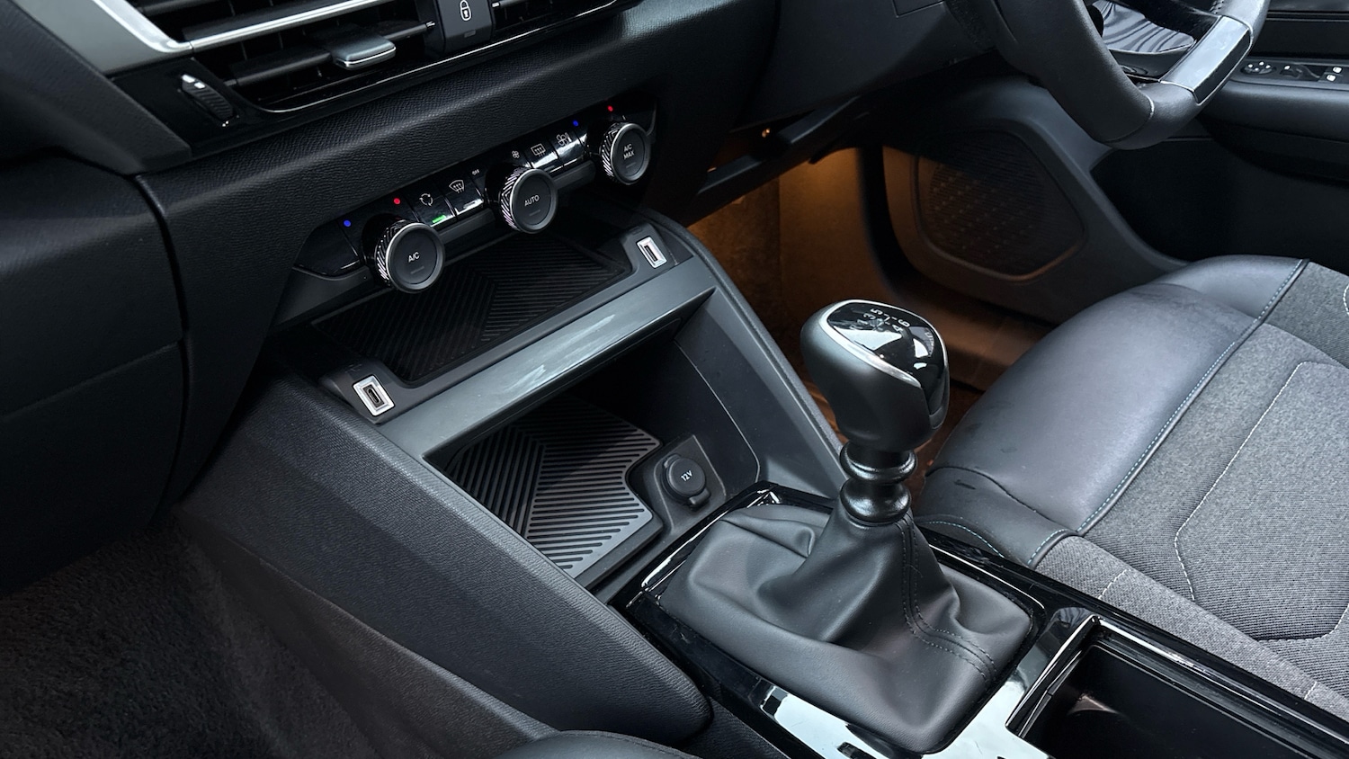 Used Citroen C4 2023 for sale - 76762304: Photo 13