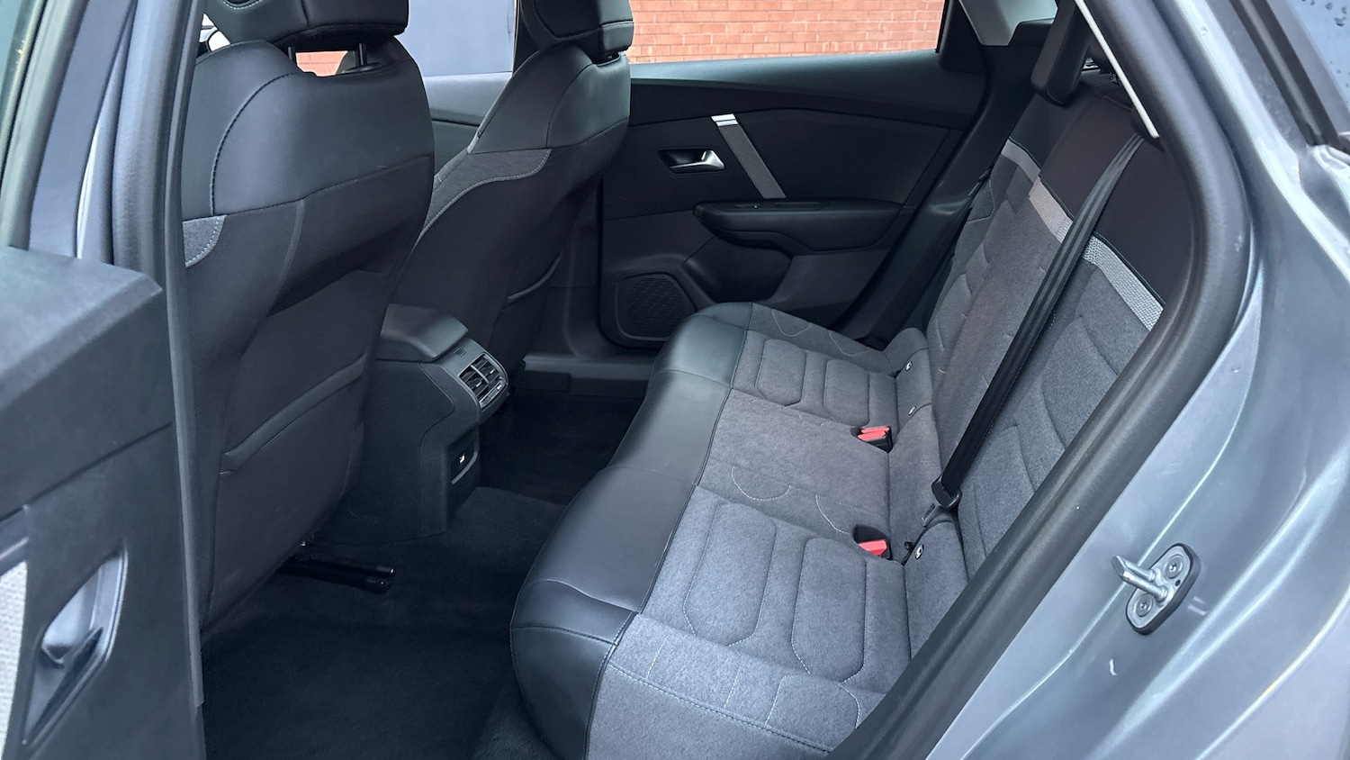 Used Citroen C4 2023 for sale - 76762304: Photo 16