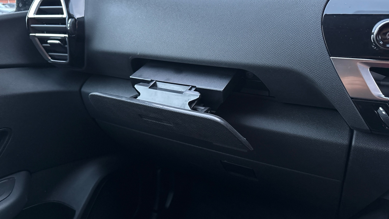 Used Citroen C4 2023 for sale - 76762304: Photo 38