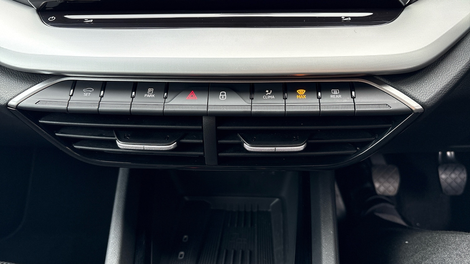 Used Skoda Octavia 2024 for sale - 77186793: Photo 13