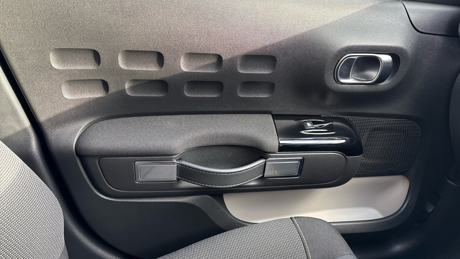 Used Citroen C3 2024 for sale - 76611173: Photo 24