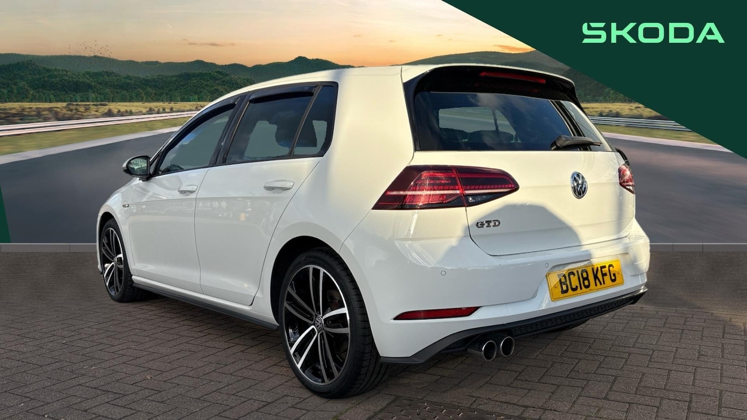 Used Volkswagen Golf 2018 for sale - 76467872: Photo 3