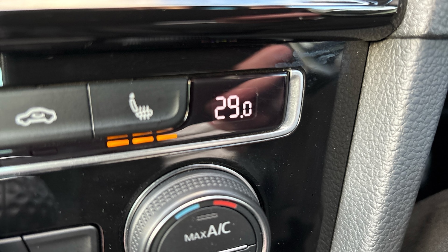 Used Volkswagen Golf 2018 for sale - 76467872: Photo 50