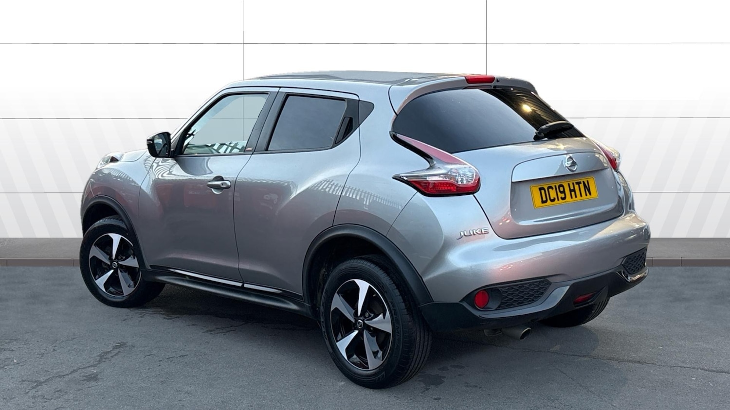 Used Nissan Juke 2019 for sale - 76638556: Photo 2