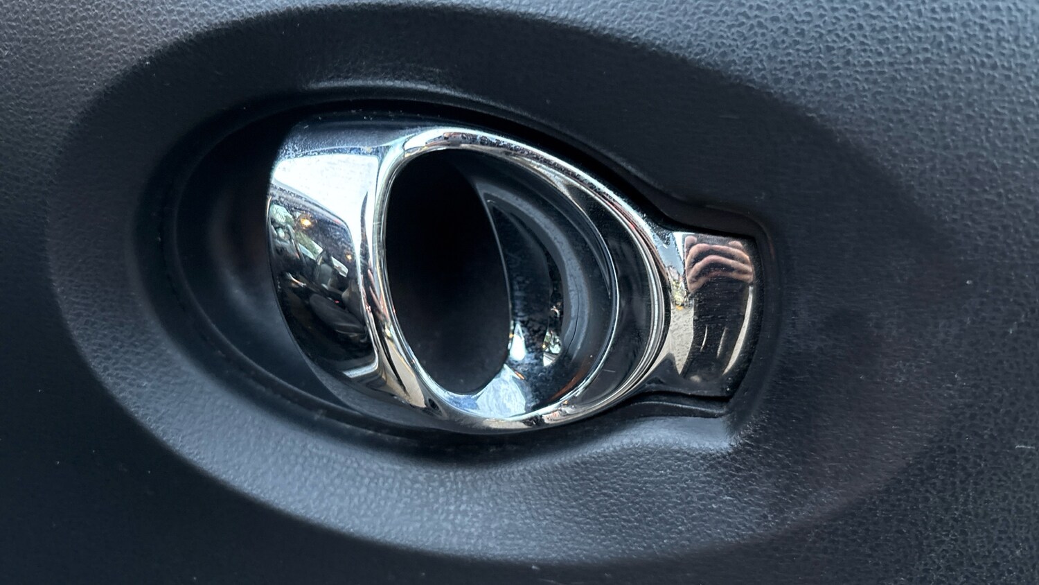 Used Nissan Juke 2019 for sale - 76638556: Photo 31