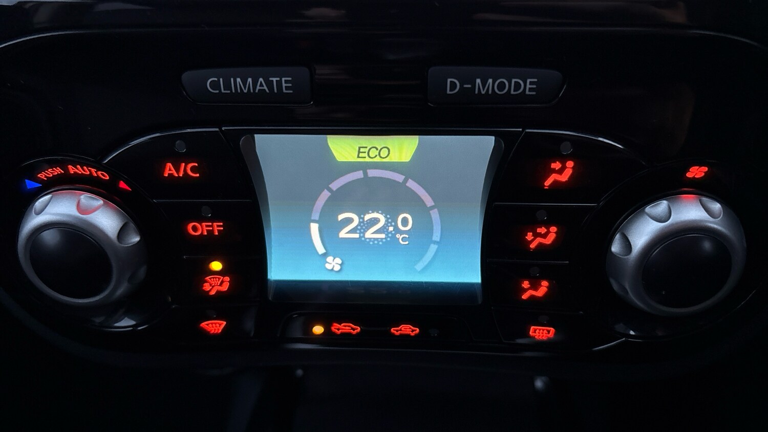 Used Nissan Juke 2019 for sale - 76638556: Photo 38