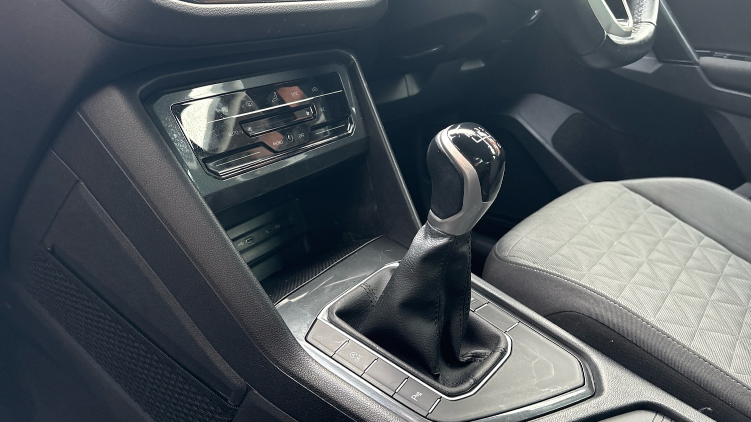 Used Volkswagen Tiguan 2020 for sale - 76948859: Photo 13