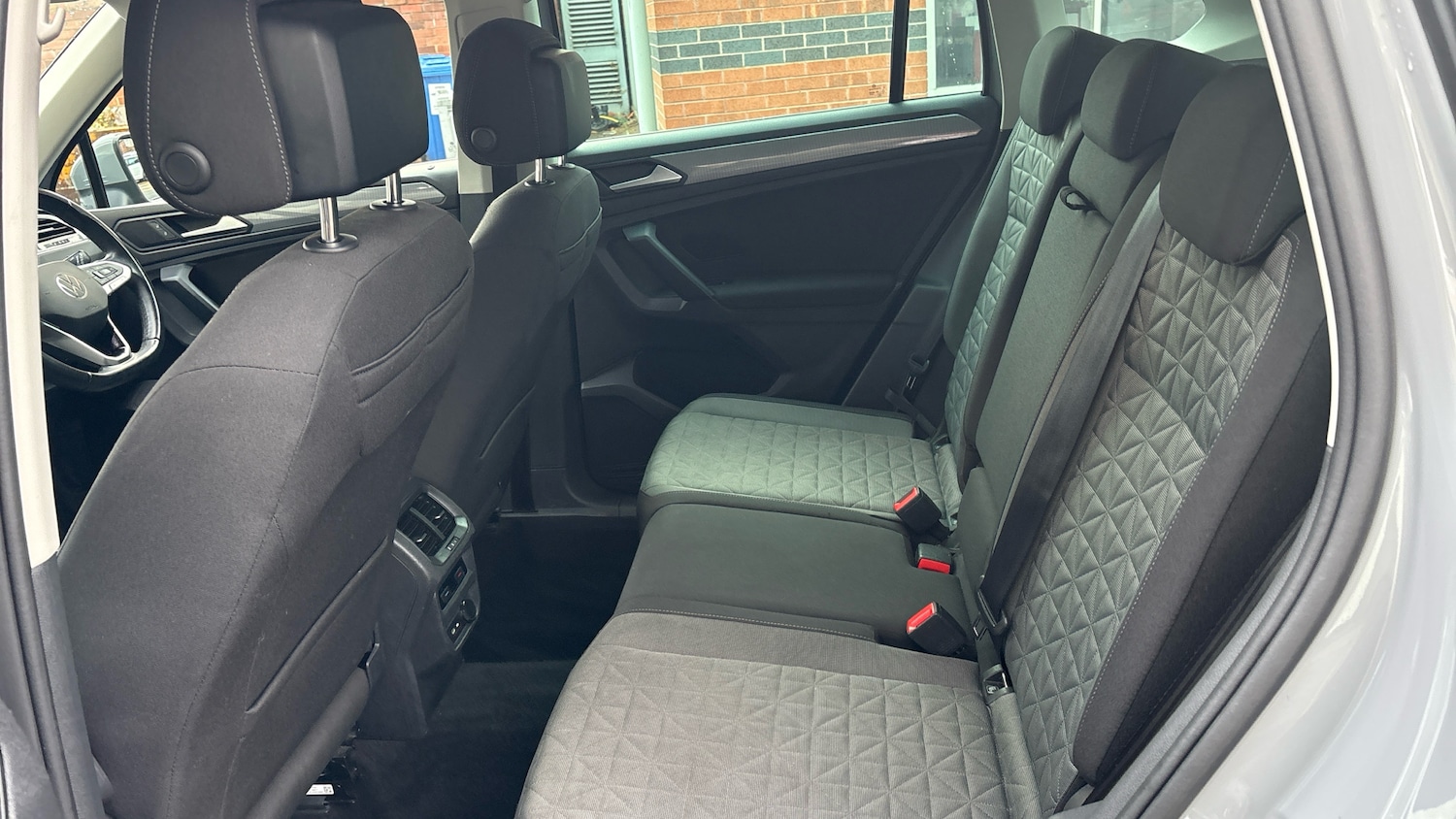 Used Volkswagen Tiguan 2020 for sale - 76948859: Photo 16