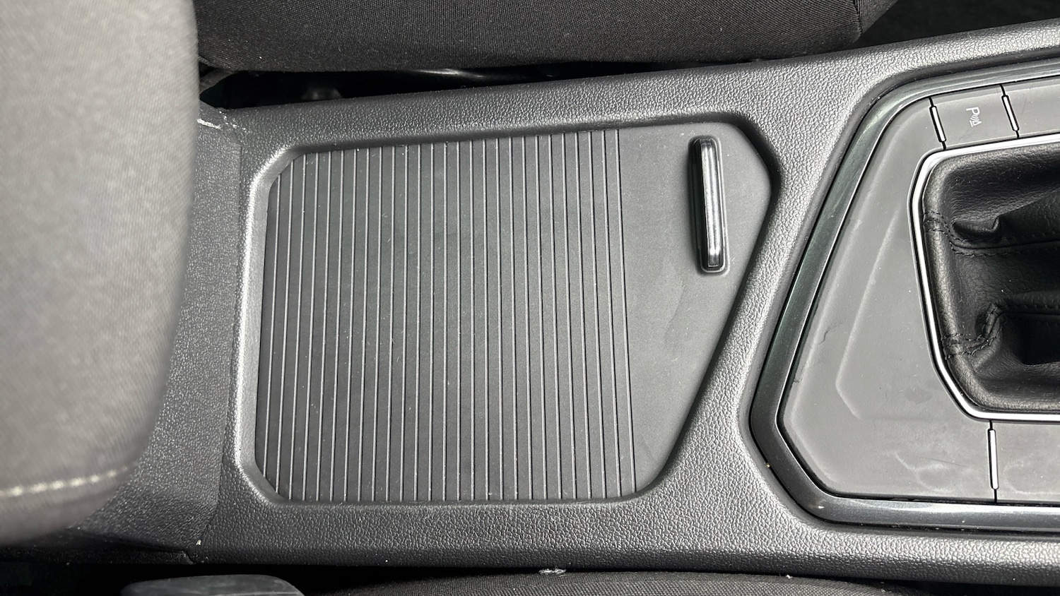 Used Volkswagen Tiguan 2020 for sale - 76948859: Photo 40