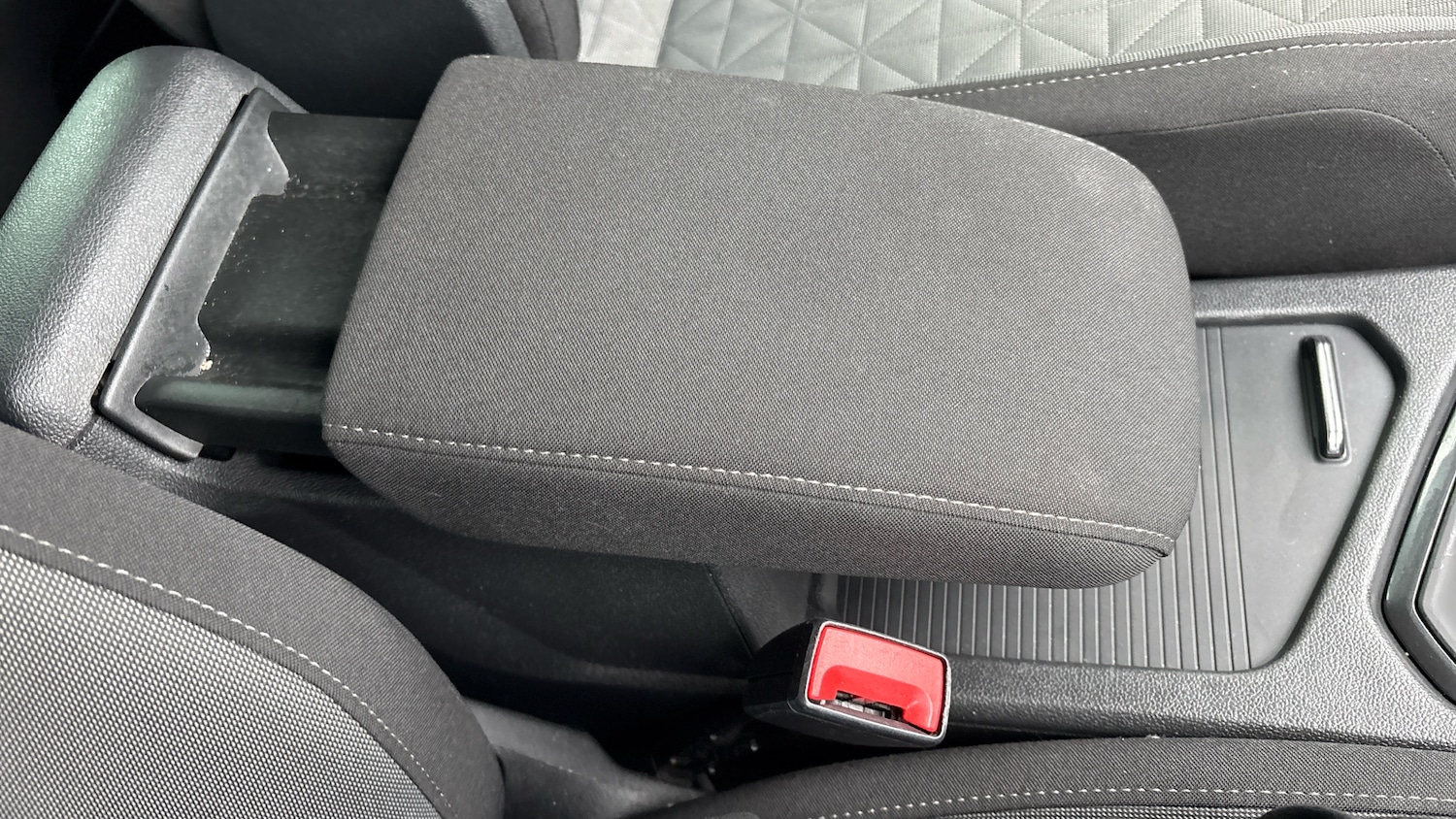 Used Volkswagen Tiguan 2020 for sale - 76948859: Photo 44