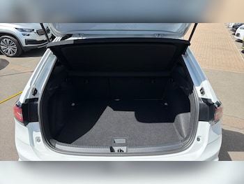 Used Volkswagen Taigo 2025 for sale - 79445231: Photo