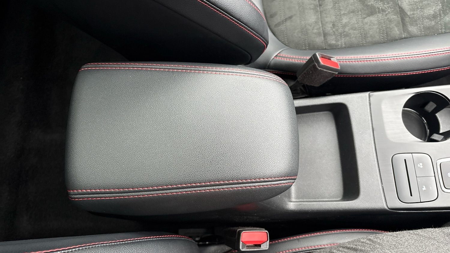 Used Ford Kuga 2023 for sale - 76627889: Photo 52