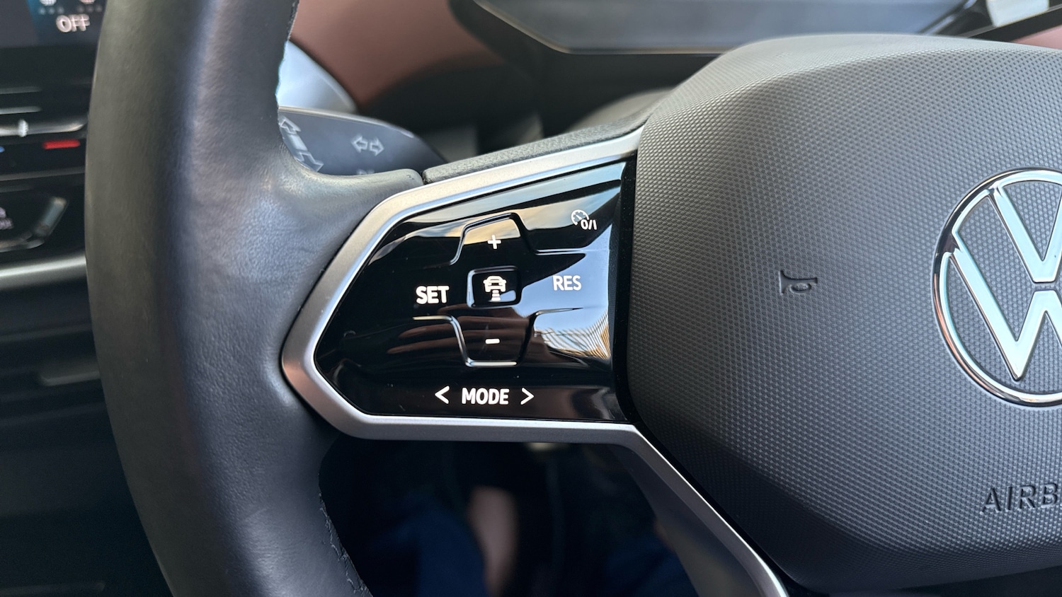 Used Volkswagen ID.4 2022 for sale - 76422208: Photo 17