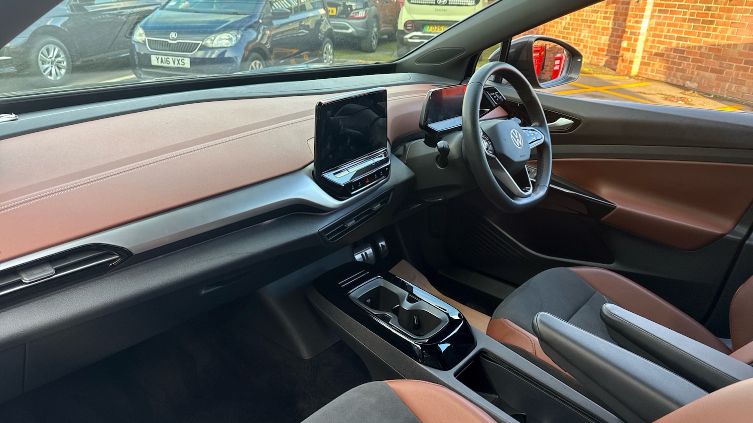 Used Volkswagen ID.4 2022 for sale - 76422208: Photo 2