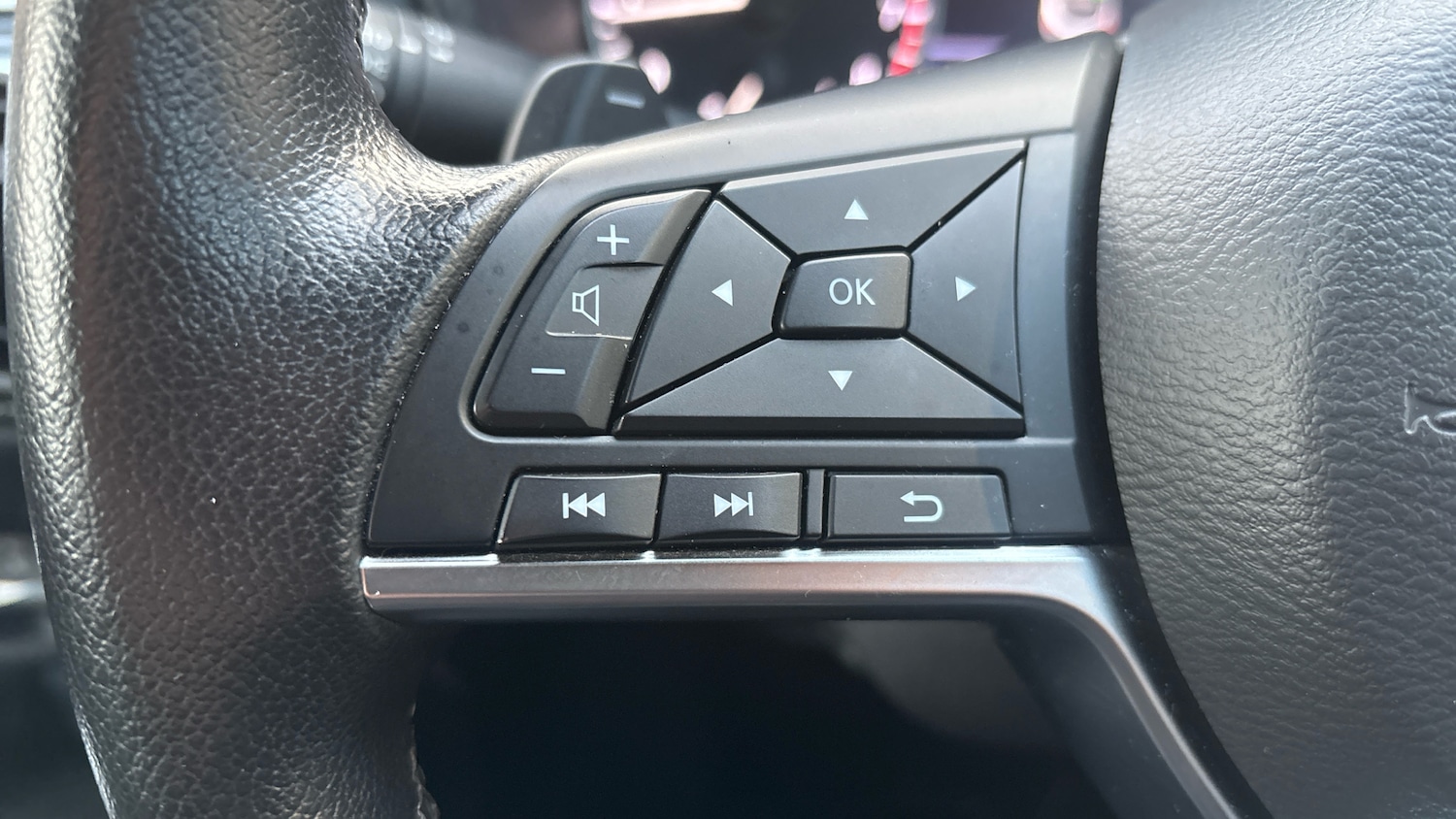 Used Nissan Juke 2024 for sale - 76945804: Photo 25