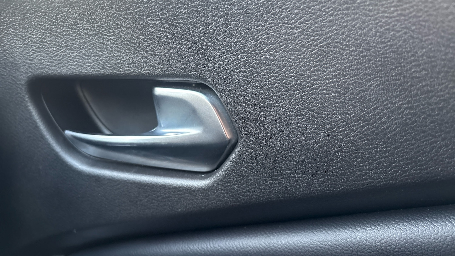 Used Nissan Juke 2024 for sale - 76945804: Photo 30