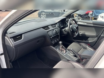 Used Skoda Octavia 2017 for sale - 78655974: Photo