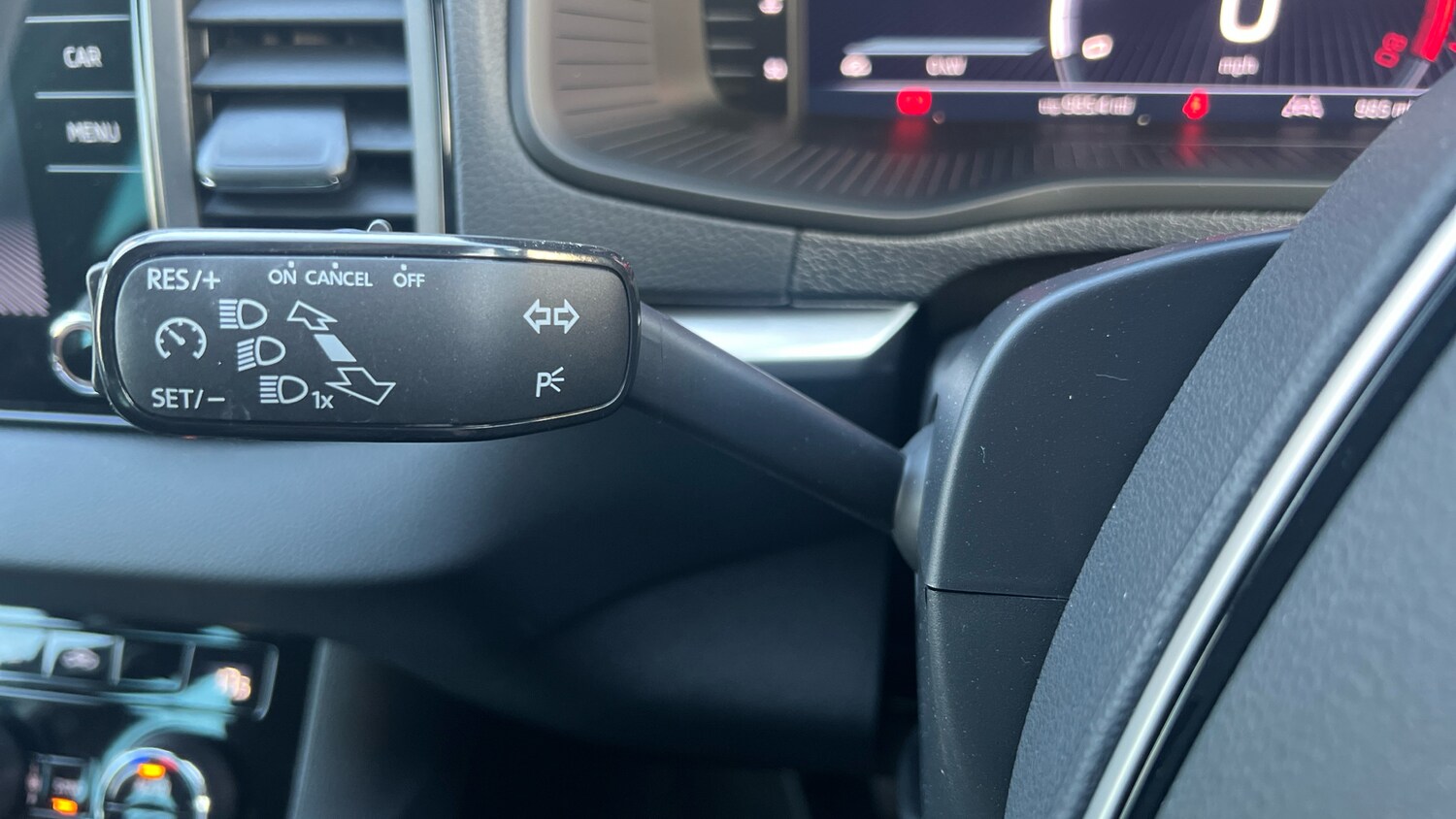 Used Skoda Karoq 2025 for sale - 76437027: Photo 25