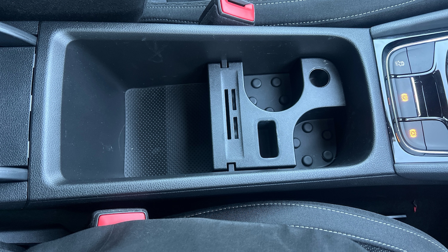 Used Skoda Karoq 2025 for sale - 76437027: Photo 27