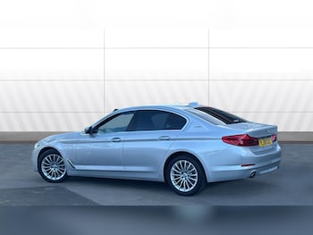 Used BMW 5 Series 2018 for sale - 77854477: Photo