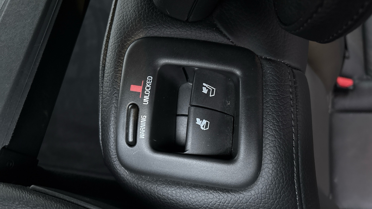 Used Volvo XC60 2018 for sale - 77148348: Photo 53