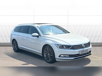 Used Volkswagen Passat 2019 for sale - 79283366: Photo