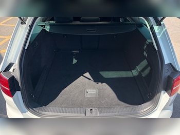 Used Volkswagen Passat 2019 for sale - 79283366: Photo