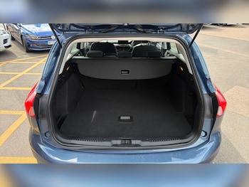 Used Ford Focus 2020 for sale - 78961801: Photo
