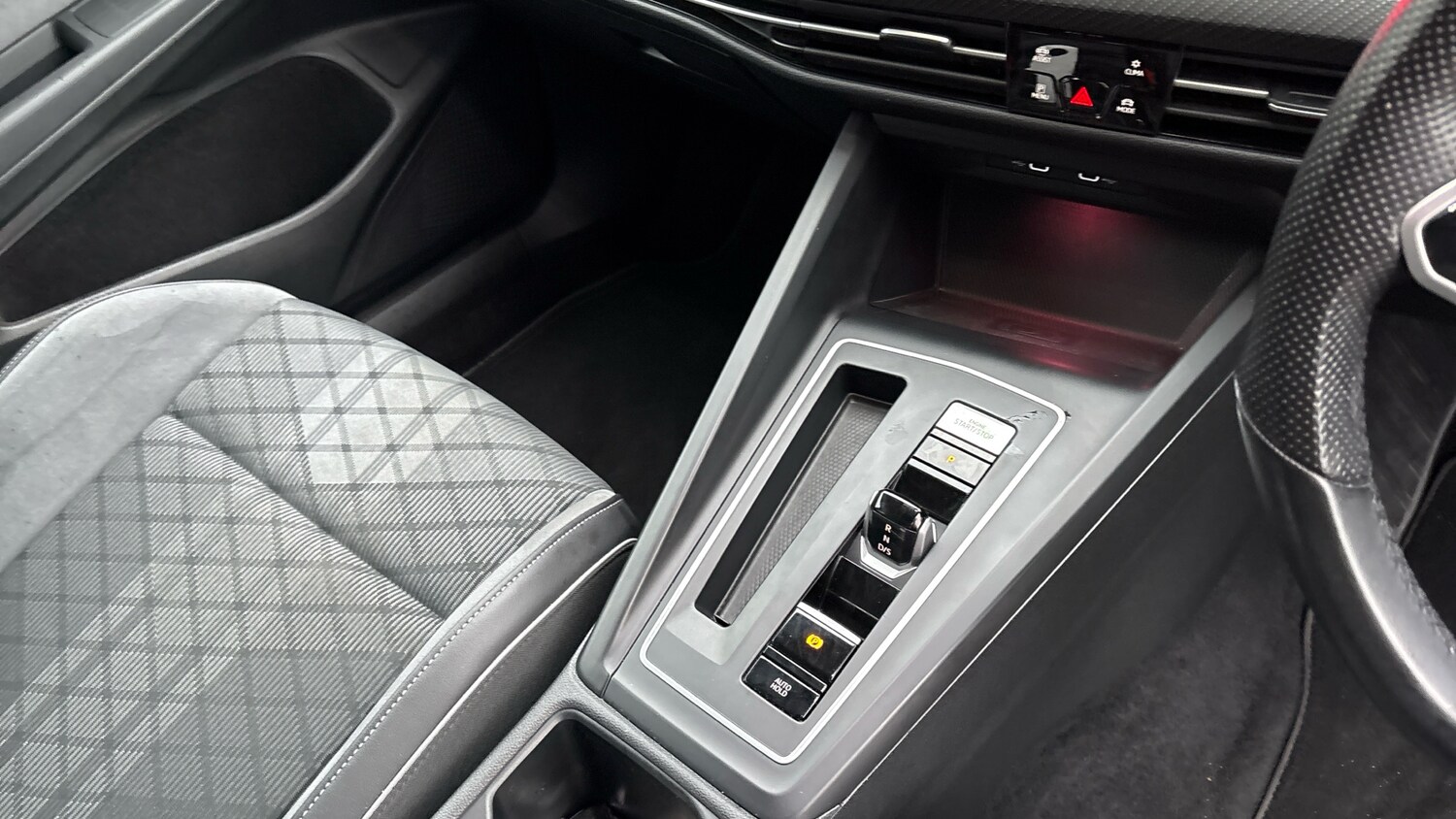 Used Volkswagen Golf 2020 for sale - 77728957: Photo 14