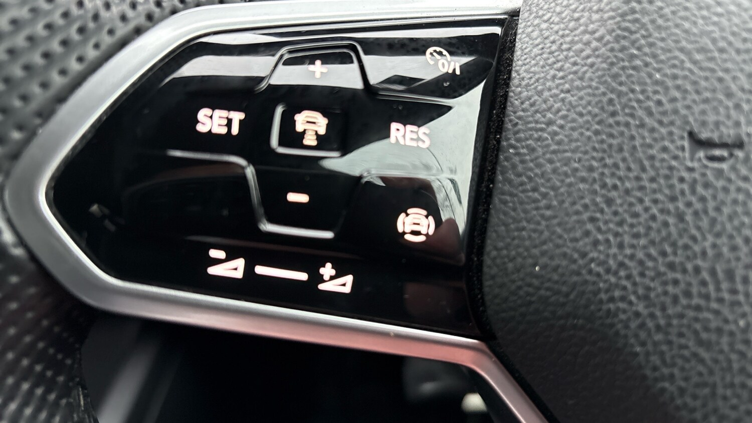 Used Volkswagen Golf 2020 for sale - 77728957: Photo 33