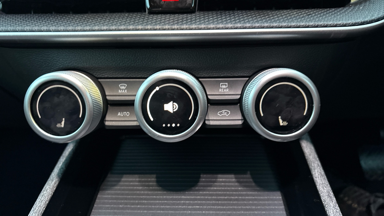 Used Skoda Superb 2025 for sale - 77171027: Photo 13