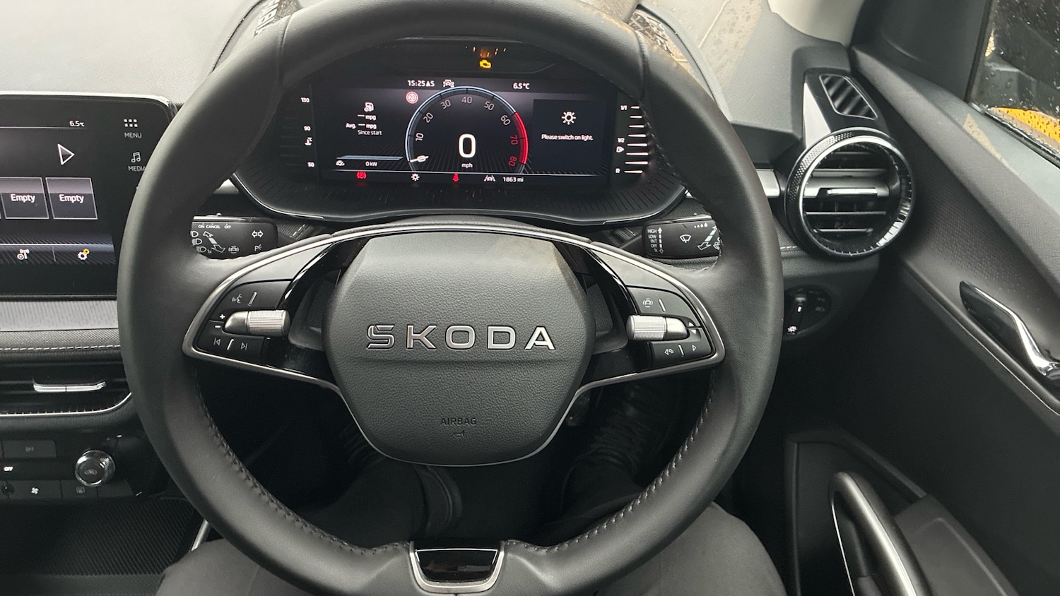 Used Skoda Fabia 2025 for sale - 77298254: Photo 10