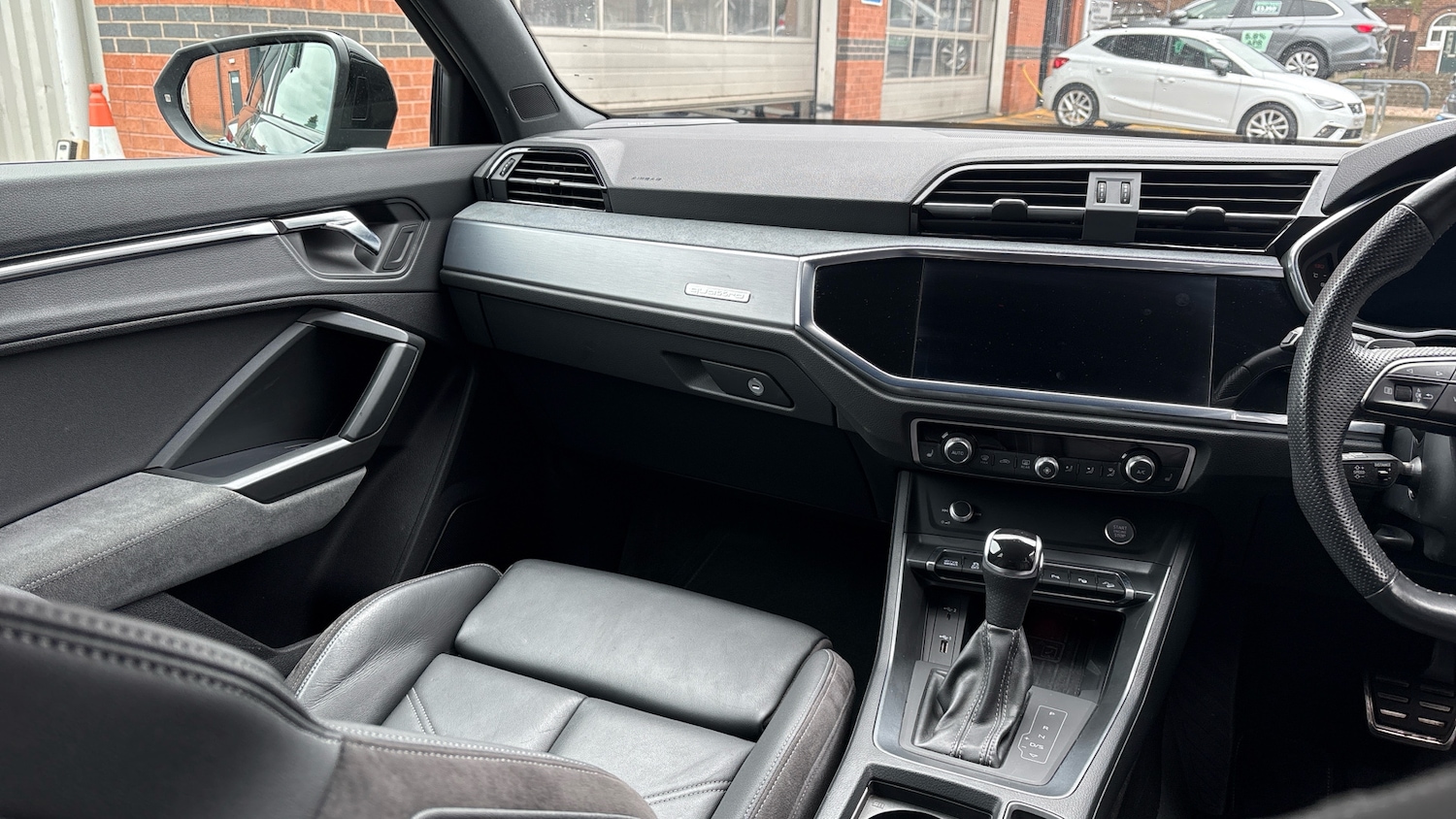 Used Audi Q3 2019 for sale - 78092600: Photo 14