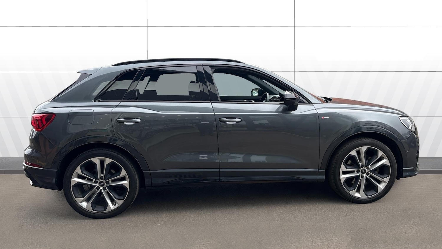 Used Audi Q3 2019 for sale - 78092600: Photo 5