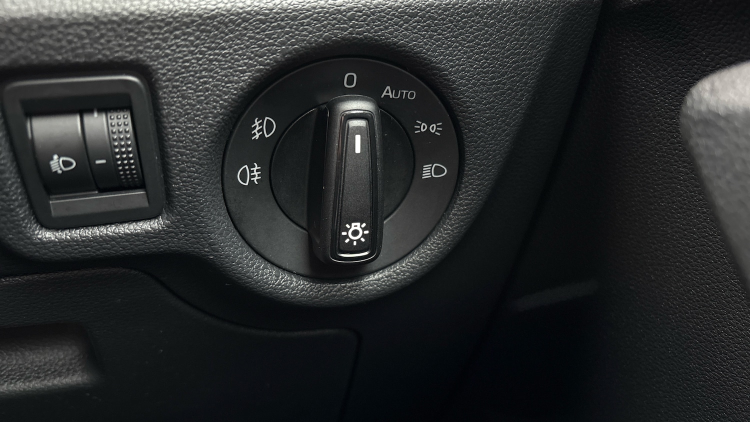 Used Skoda Kamiq 2024 for sale - 77323861: Photo 49