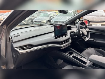 Used Skoda Enyaq 2025 for sale - 77136130: Photo