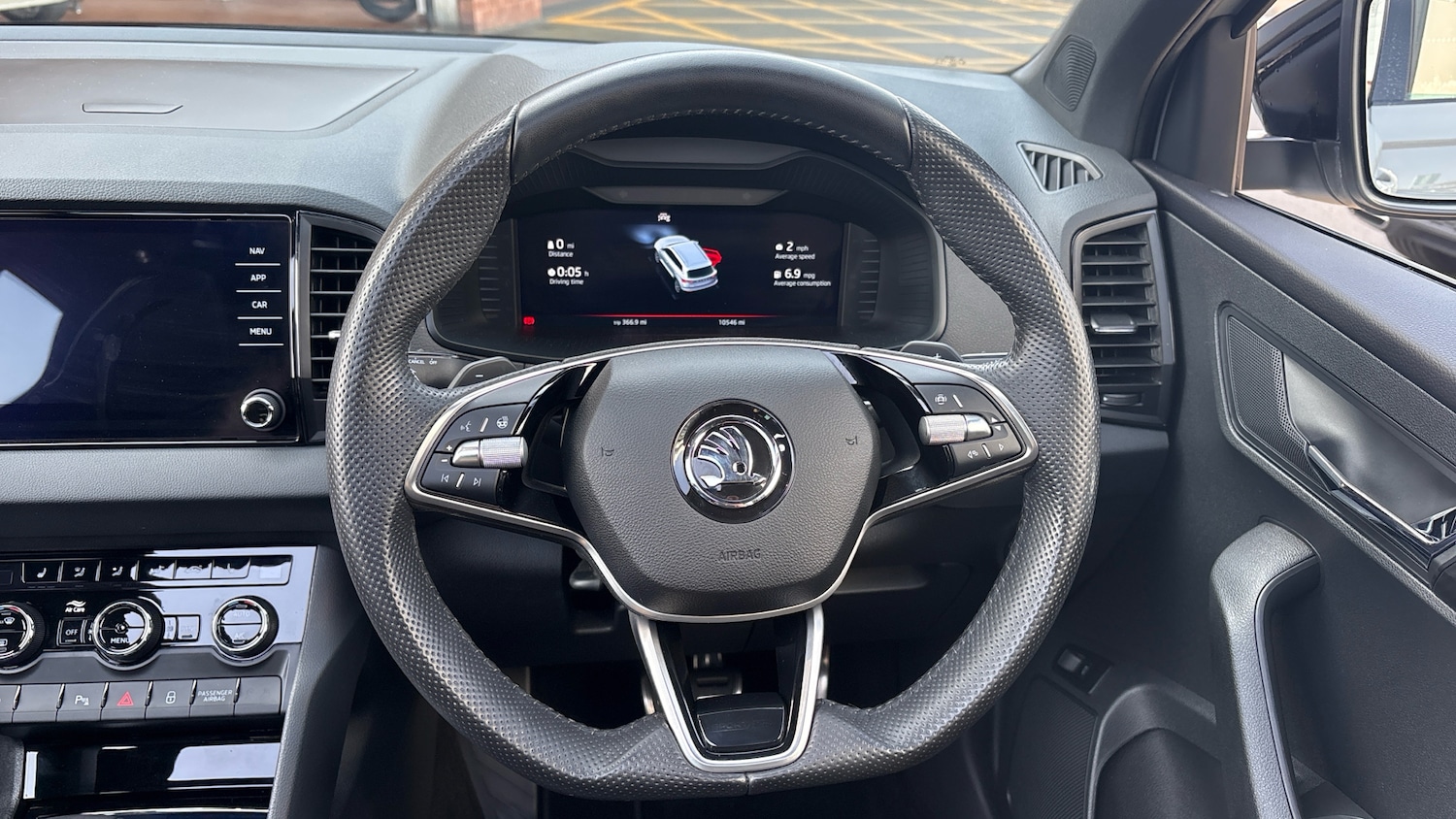 Used Skoda Karoq 2024 for sale - 78205572: Photo 10