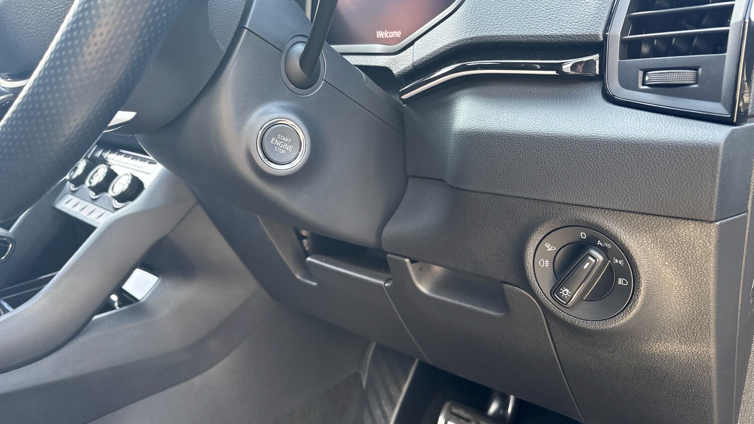 Used Skoda Karoq 2024 for sale - 78205572: Photo 48