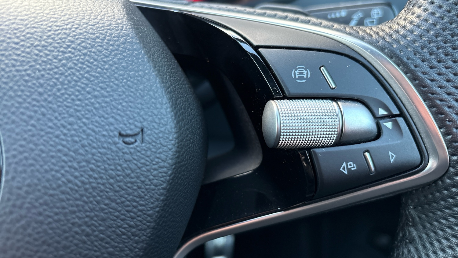 Used Skoda Karoq 2024 for sale - 76818764: Photo 18